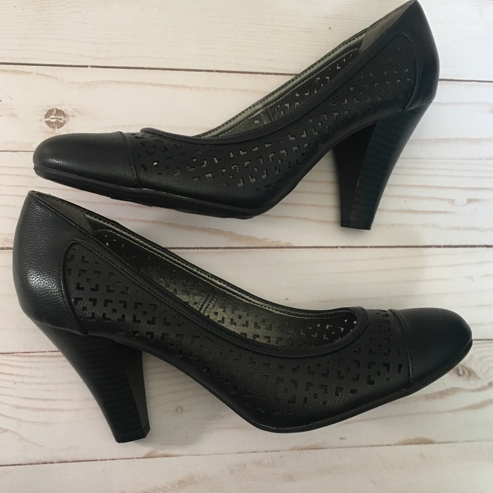 Naturalizer Black Laser Cut Round Toe Heels